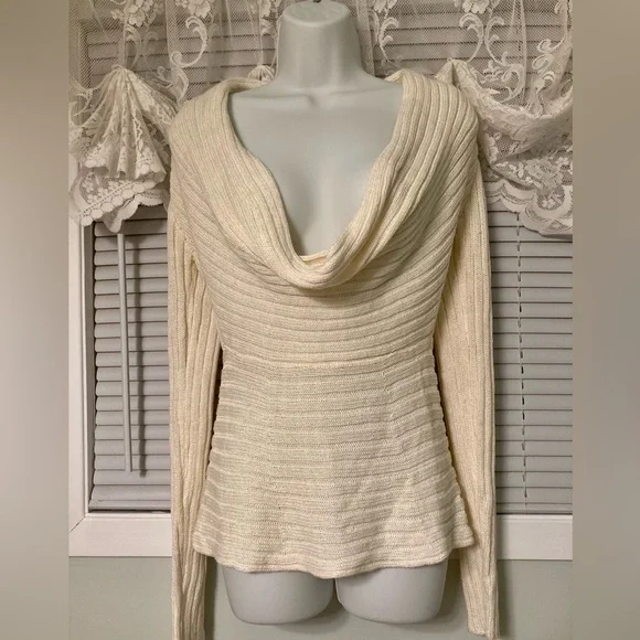 Ivory Off Shoulder Sweater - Picture 4 of 10